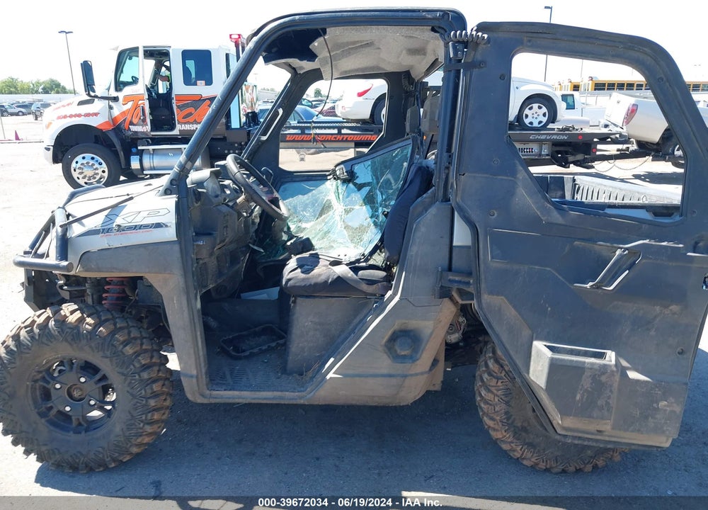 2022 POLARIS RANGER XP 1000 NORTHSTAR TRAIL BOSS VIN: 4XARRV995N8064708