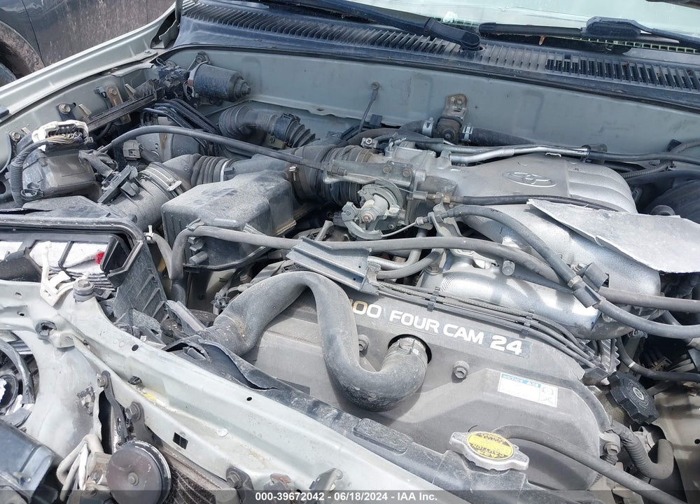 2000 TOYOTA 4RUNNER SR5 V6 VIN: JT3GN86R8Y0160261