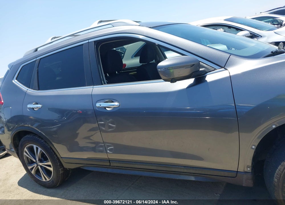 2019 NISSAN ROGUE SV VIN: 5N1AT2MT4KC761705