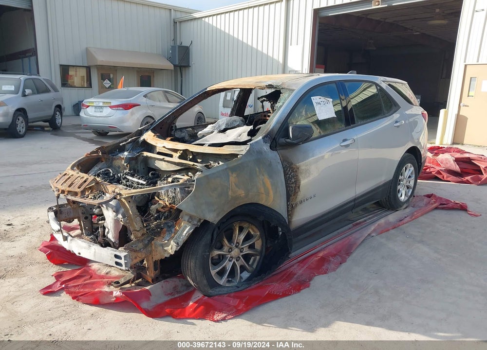 2018 CHEVROLET EQUINOX VIN: 2GNAXHEV7J6112233
