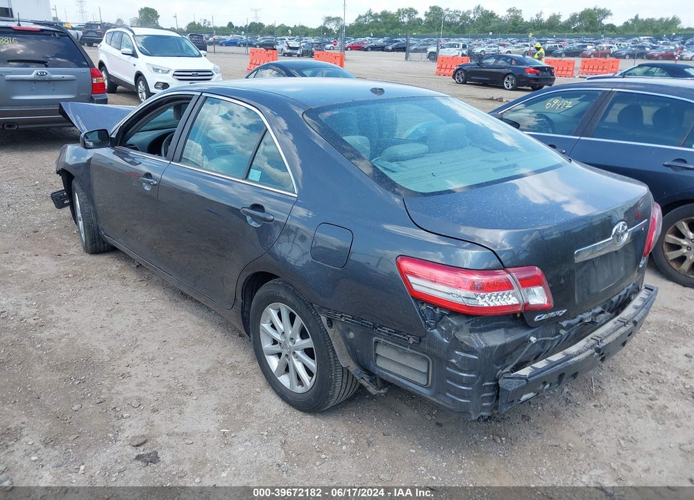 2011 TOYOTA CAMRY XLE VIN: 4T4BF3EK7BR172302