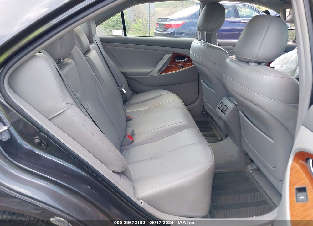 2011 TOYOTA CAMRY XLE VIN: 4T4BF3EK7BR172302