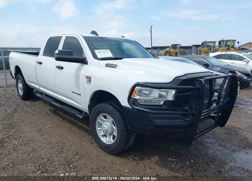 2022 RAM 2500 TRADESMAN 4X4 8' BOX VIN: 3C6UR5HJ0NG203207