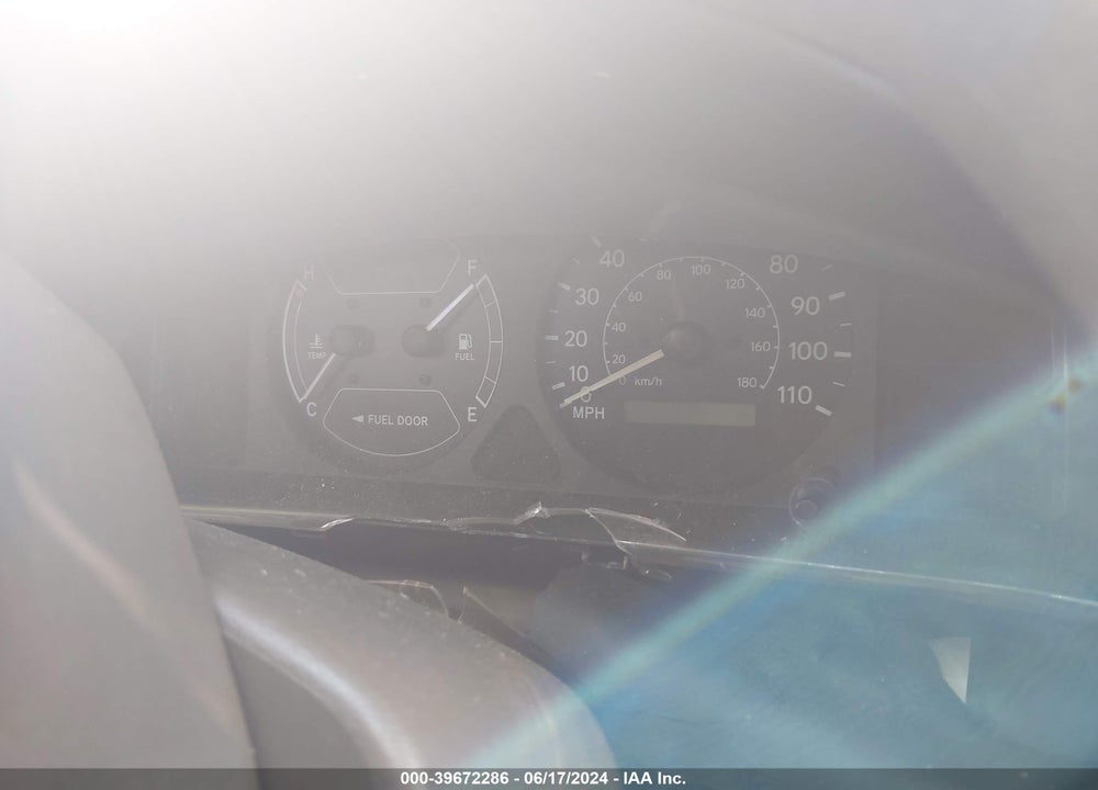2000 TOYOTA COROLLA CE VIN: 2T1BR12E5YC334247