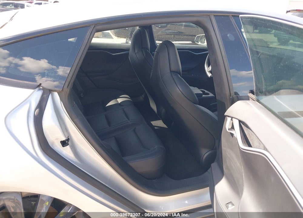 2018 TESLA MODEL S 100D/75D/P100D VIN: 5YJSA1E4XJF273540