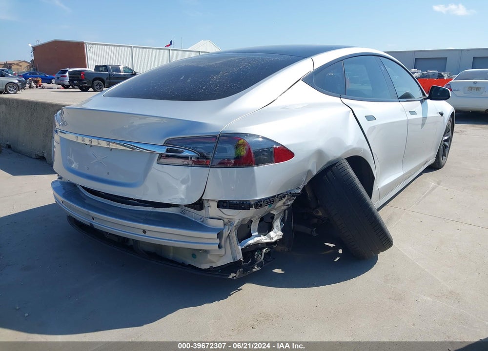 2018 TESLA MODEL S 100D/75D/P100D VIN: 5YJSA1E4XJF273540
