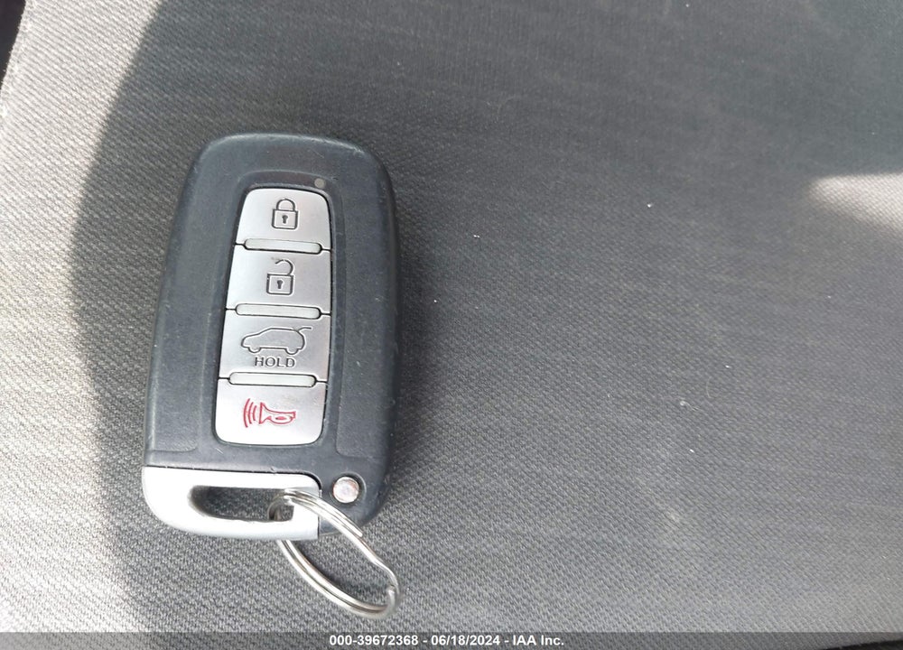 2012 KIA SORENTO VIN: 5XYKU3A65CG276495