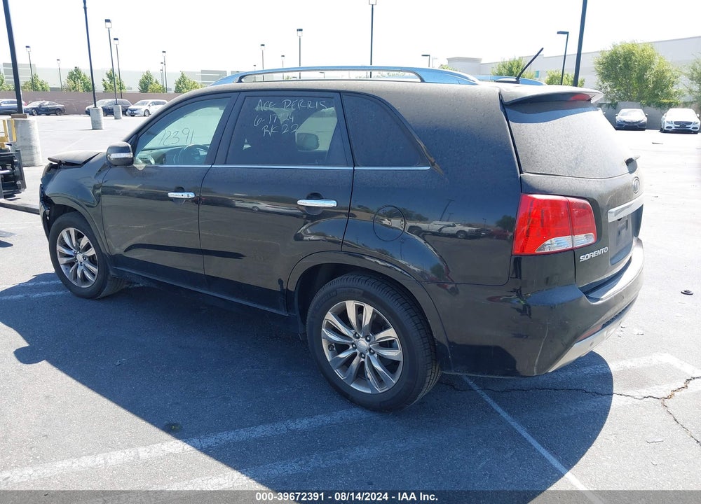 2013 KIA SORENTO SX VIN: 5XYKW4A25DG378832