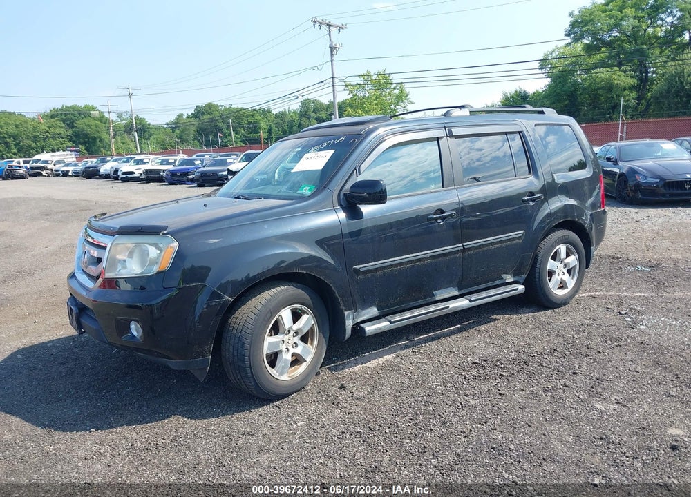 2011 HONDA PILOT EX-L VIN: 5FNYF4H73BB041737