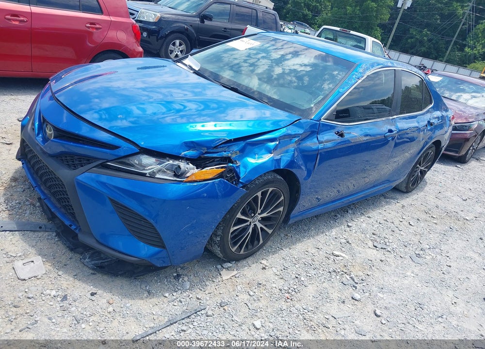 2020 TOYOTA CAMRY SE VIN: 4T1G11AK1LU327727