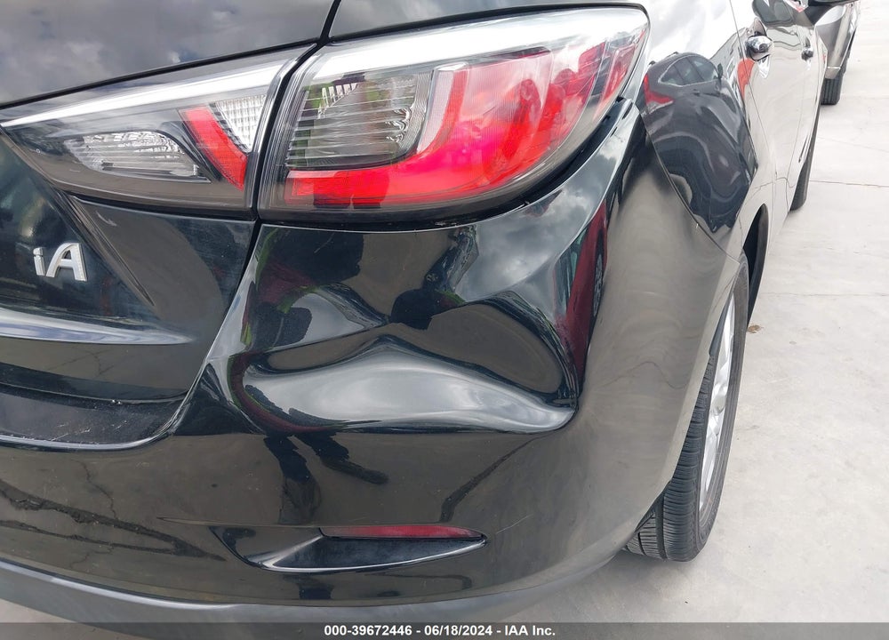 2016 SCION IA VIN: 3MYDLBZV9GY122229