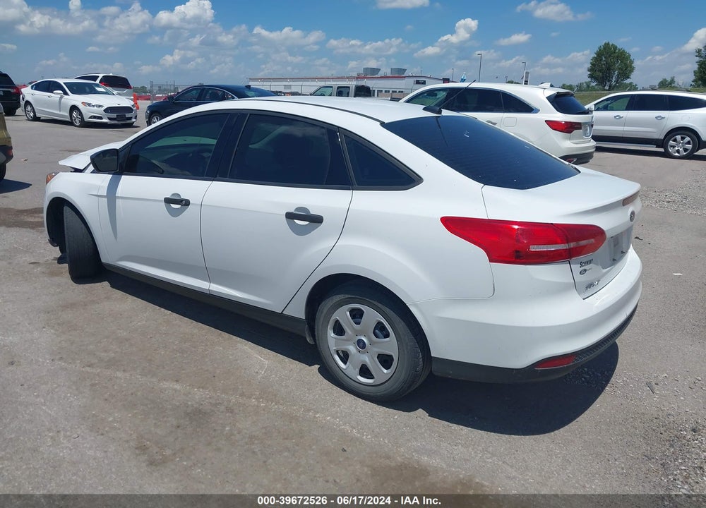 2018 FORD FOCUS S VIN: 1FADP3E2XJL236735