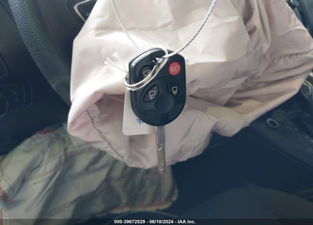 2016 FORD FOCUS SE VIN: 1FADP3F22GL204837