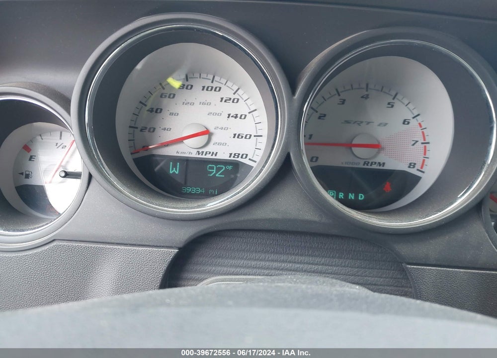 2009 DODGE CHALLENGER SRT8 VIN: 2B3LJ74W29H618304