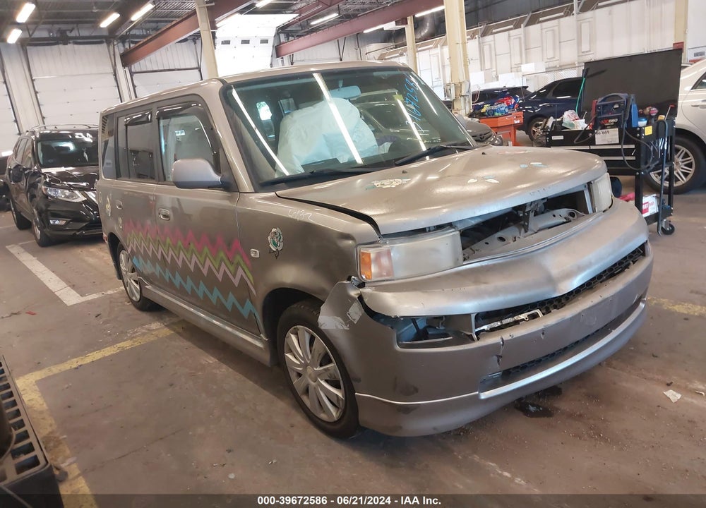2005 SCION XB VIN: JTLKT334150206424