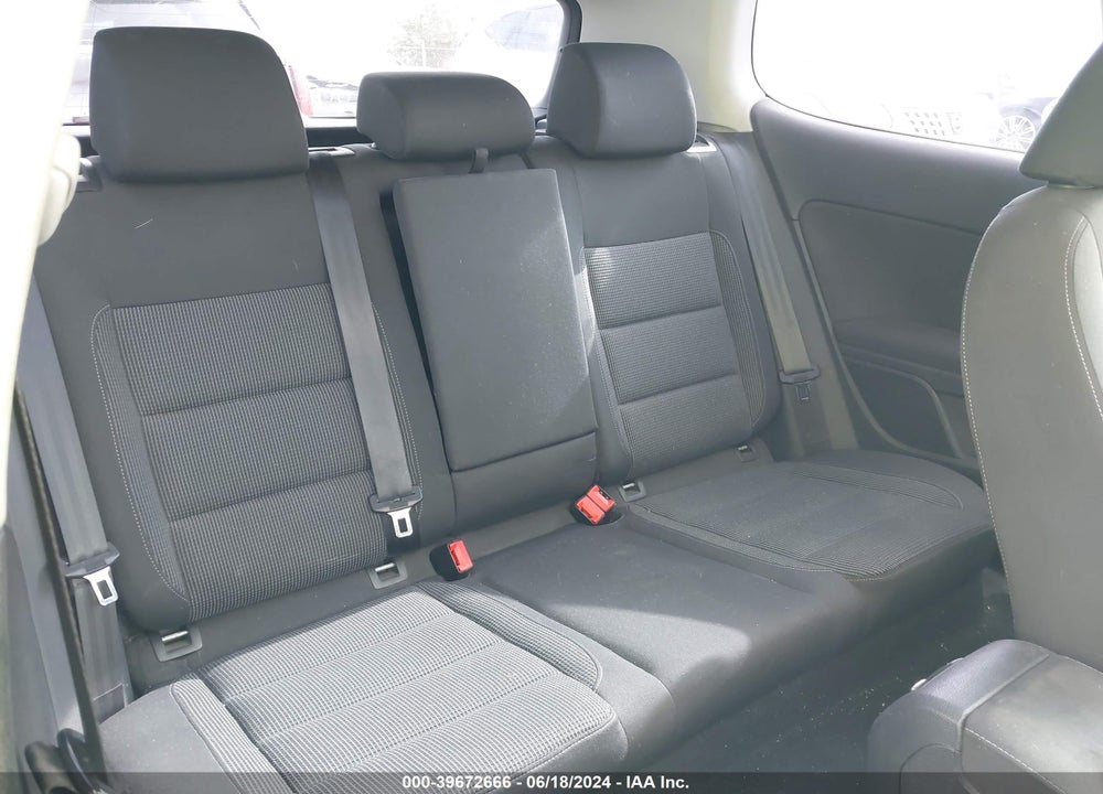2013 VOLKSWAGEN GOLF VIN: WVWBM7AJ7DW034209