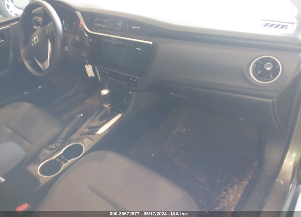 2017 TOYOTA COROLLA LE VIN: 2T1BURHE8HC875782