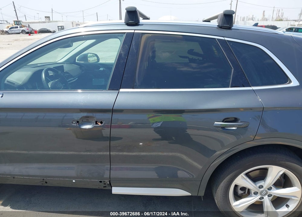 2020 AUDI Q5 PREMIUM 45 TFSI QUATTRO S TRONIC VIN: WA1ANAFY6L2008924