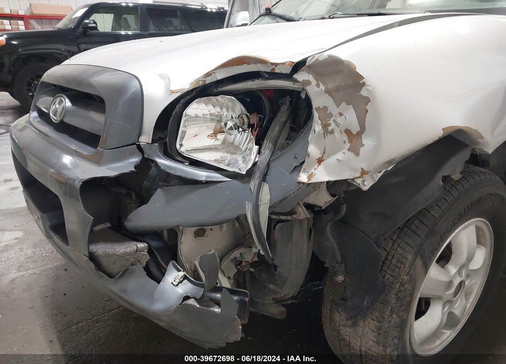 2005 HYUNDAI SANTA FE GLS VIN: KM8SC73D35U940179