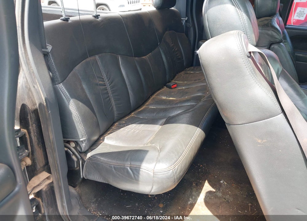 2000 CHEVROLET SILVERADO 1500 VIN: 2GCEK19T5Y1305996