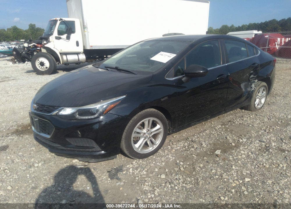 2018 CHEVROLET CRUZE LT AUTO VIN: 1G1BE5SM2J7185841