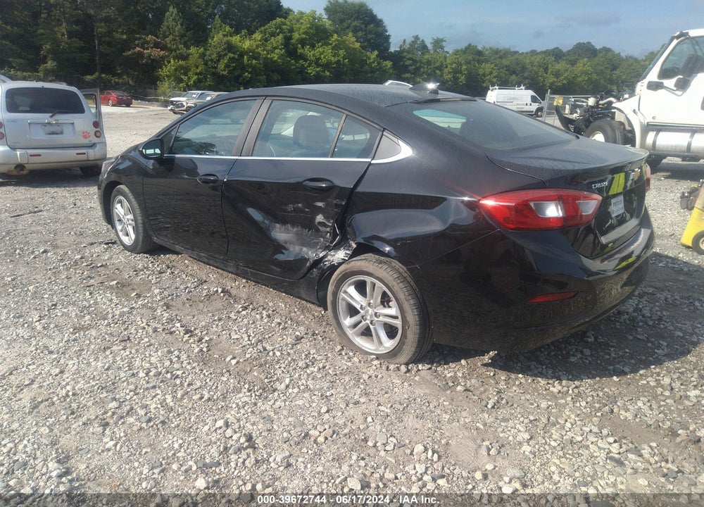 2018 CHEVROLET CRUZE LT AUTO VIN: 1G1BE5SM2J7185841