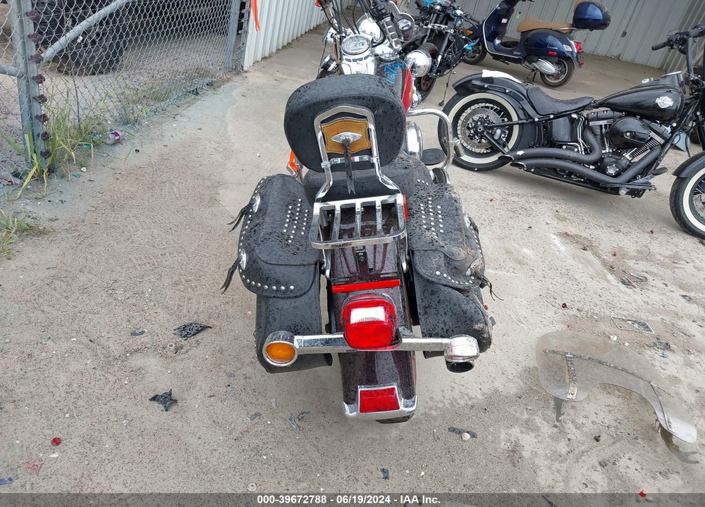 2010 HARLEY-DAVIDSON FLSTC VIN: 1HD1BW517AB024903
