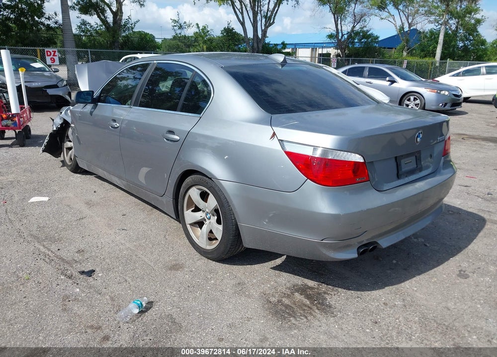 2006 BMW 525I VIN: WBANE53526CK81461