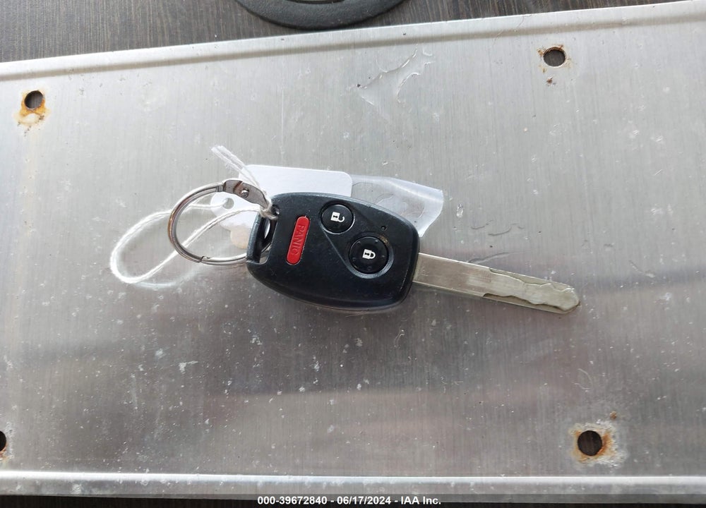 2013 HONDA CR-V LX VIN: 2HKRM4H3XDH640940