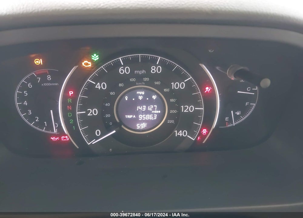 2013 HONDA CR-V LX VIN: 2HKRM4H3XDH640940