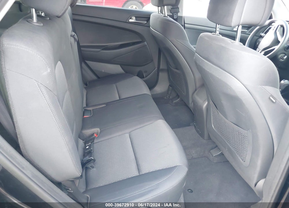 2018 HYUNDAI TUCSON SEL VIN: KM8J33A49JU720417