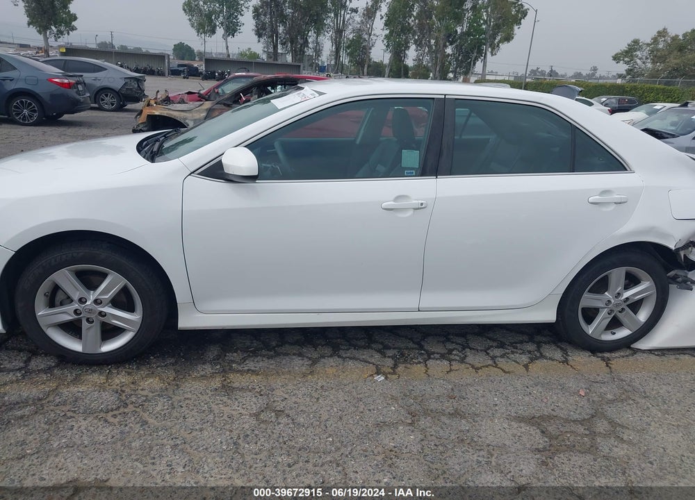 2013 TOYOTA CAMRY SE VIN: 4T1BF1FK3DU254138