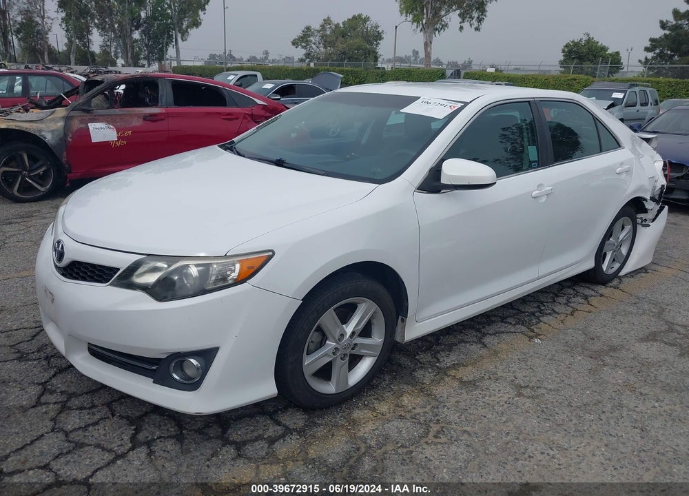 2013 TOYOTA CAMRY SE VIN: 4T1BF1FK3DU254138