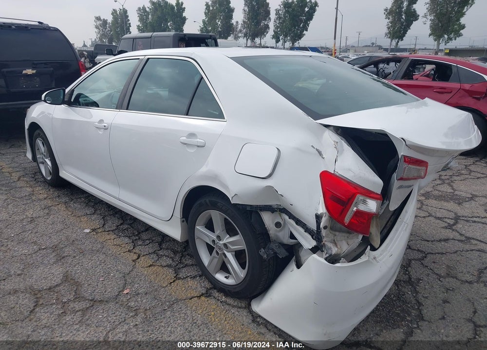 2013 TOYOTA CAMRY SE VIN: 4T1BF1FK3DU254138
