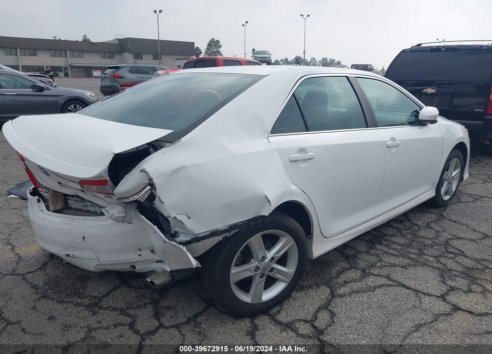 2013 TOYOTA CAMRY SE VIN: 4T1BF1FK3DU254138