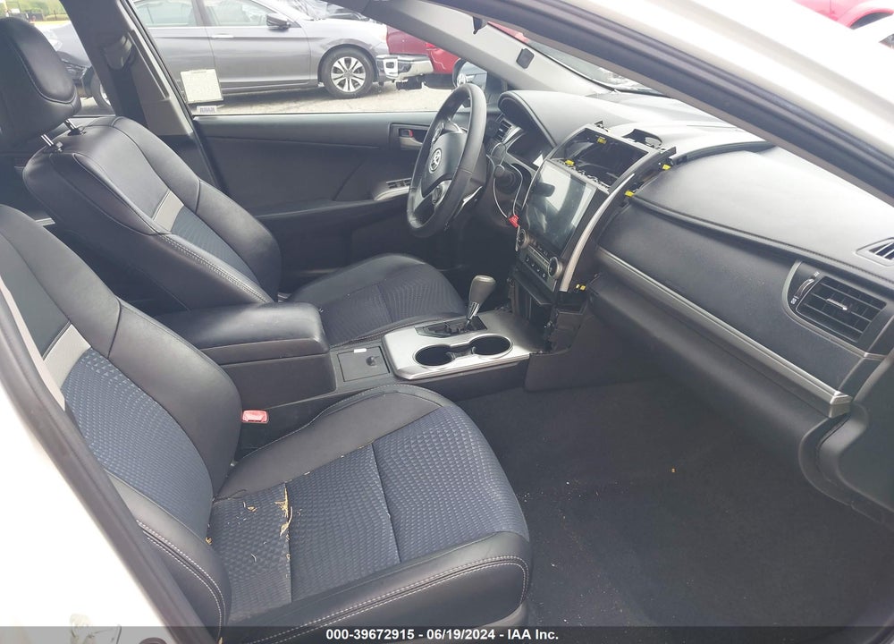 2013 TOYOTA CAMRY SE VIN: 4T1BF1FK3DU254138