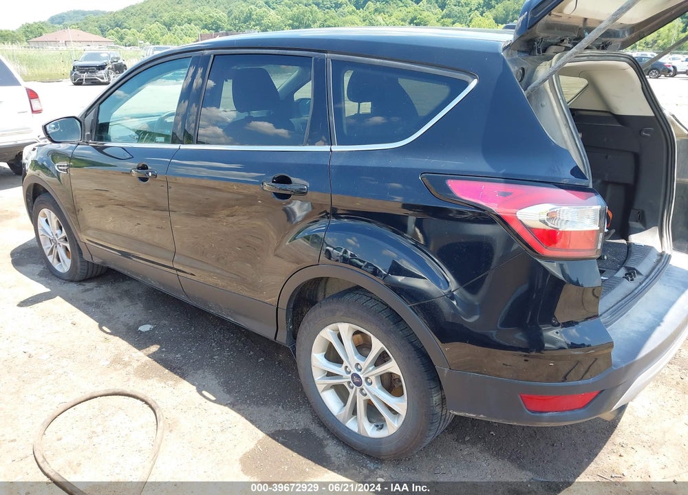 2017 FORD ESCAPE SE VIN: 1FMCU9GD0HUE04334