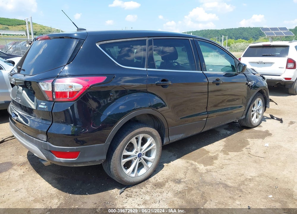 2017 FORD ESCAPE SE VIN: 1FMCU9GD0HUE04334