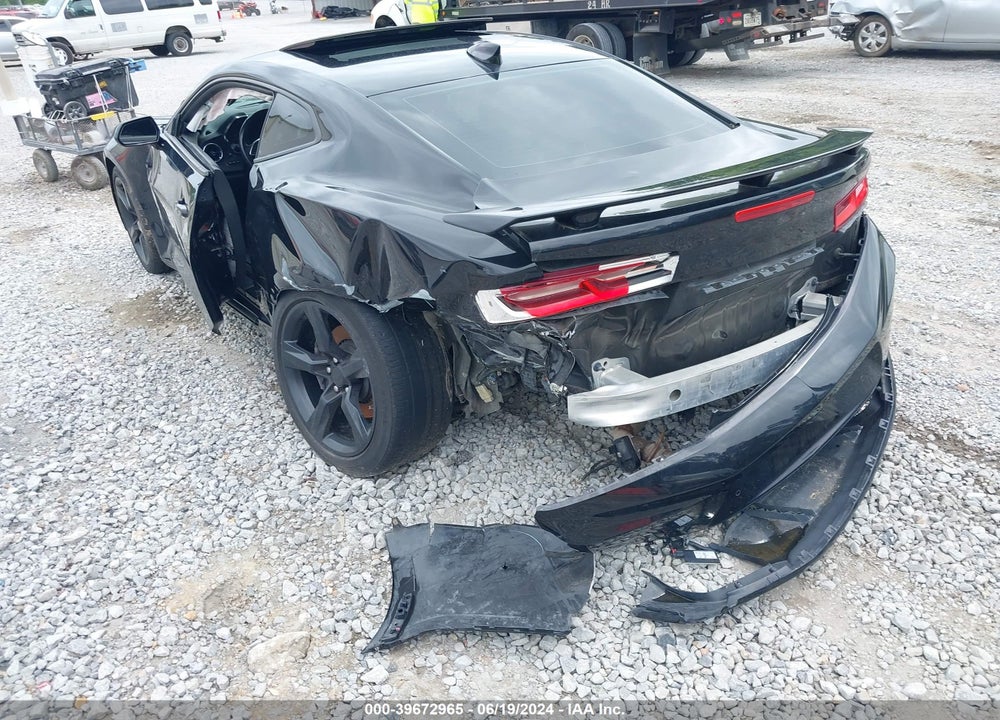 2017 CHEVROLET CAMARO 2SS VIN: 1G1FH1R70H0134665
