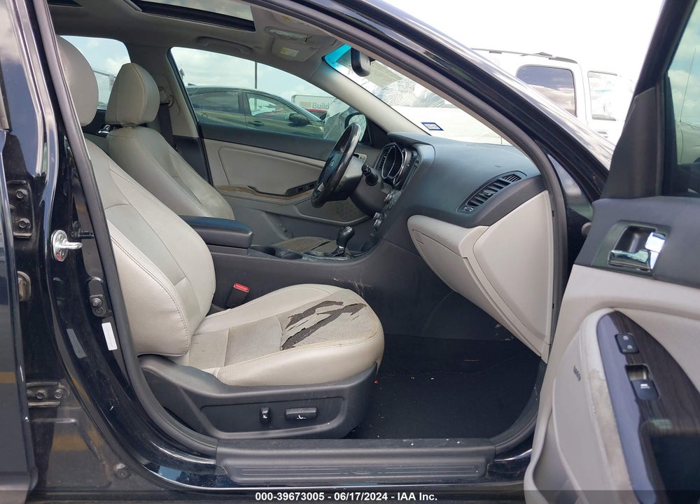 2012 KIA OPTIMA EX VIN: 5XXGN4A70CG014387