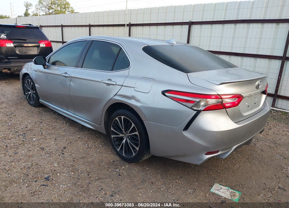 2019 TOYOTA CAMRY SE VIN: 4T1B11HK5KU200607