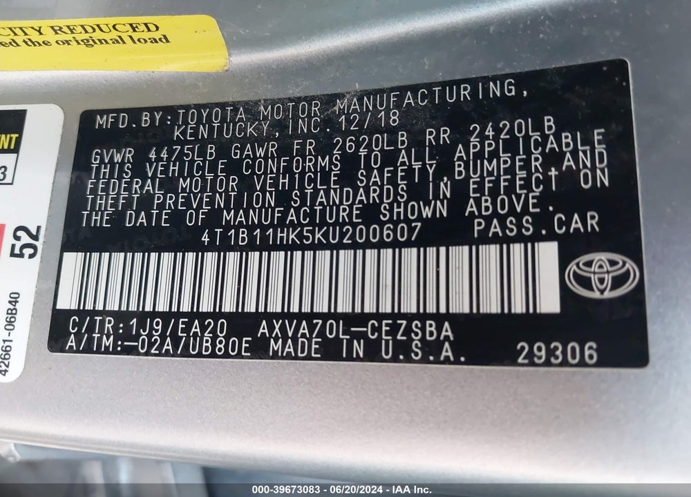 2019 TOYOTA CAMRY SE VIN: 4T1B11HK5KU200607