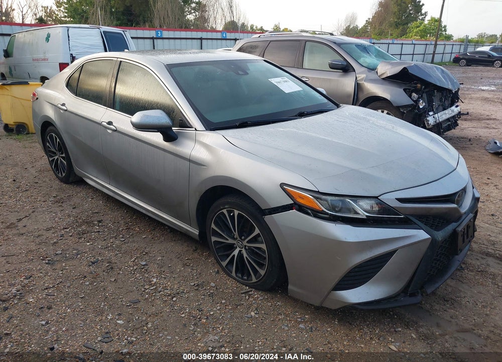 2019 TOYOTA CAMRY SE VIN: 4T1B11HK5KU200607