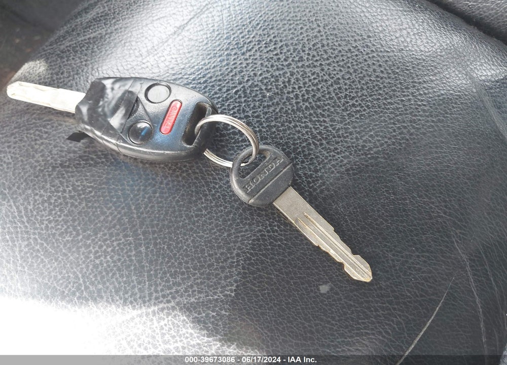 2007 HONDA ACCORD 2.4 EX VIN: 1HGCM56717A068476