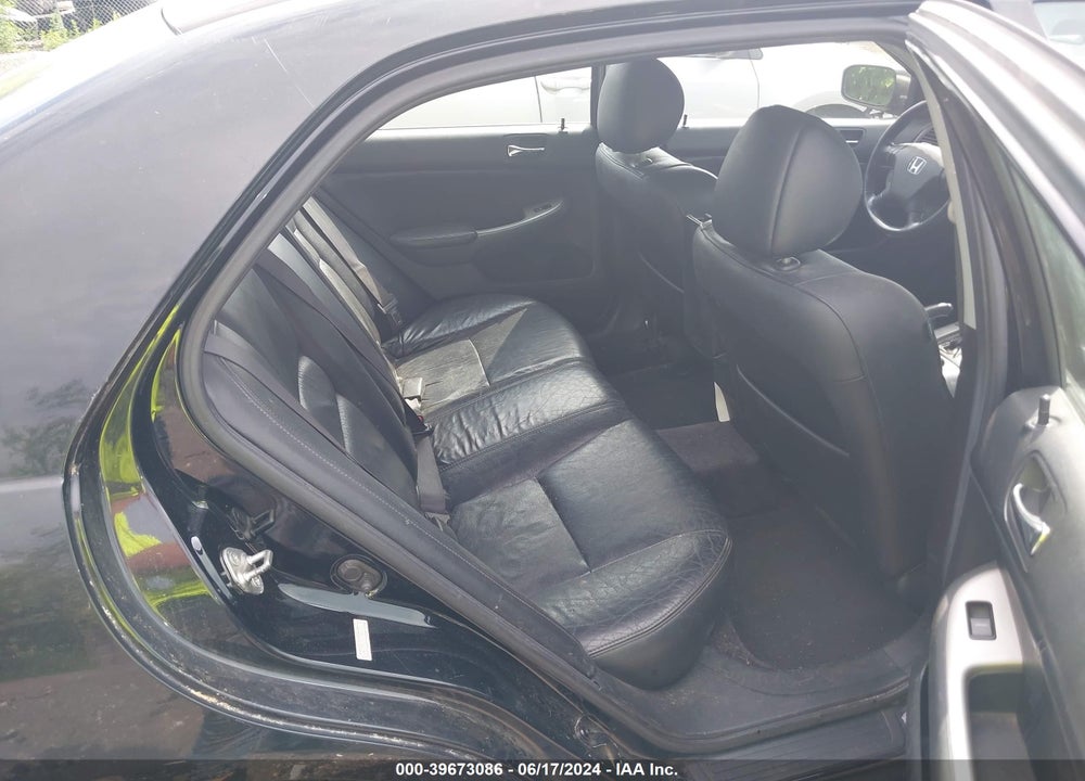 2007 HONDA ACCORD 2.4 EX VIN: 1HGCM56717A068476