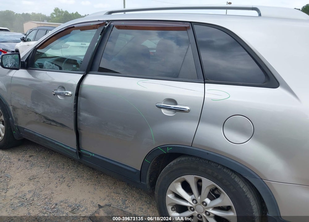 2015 KIA SORENTO EX V6 VIN: 5XYKU4A72FG636373