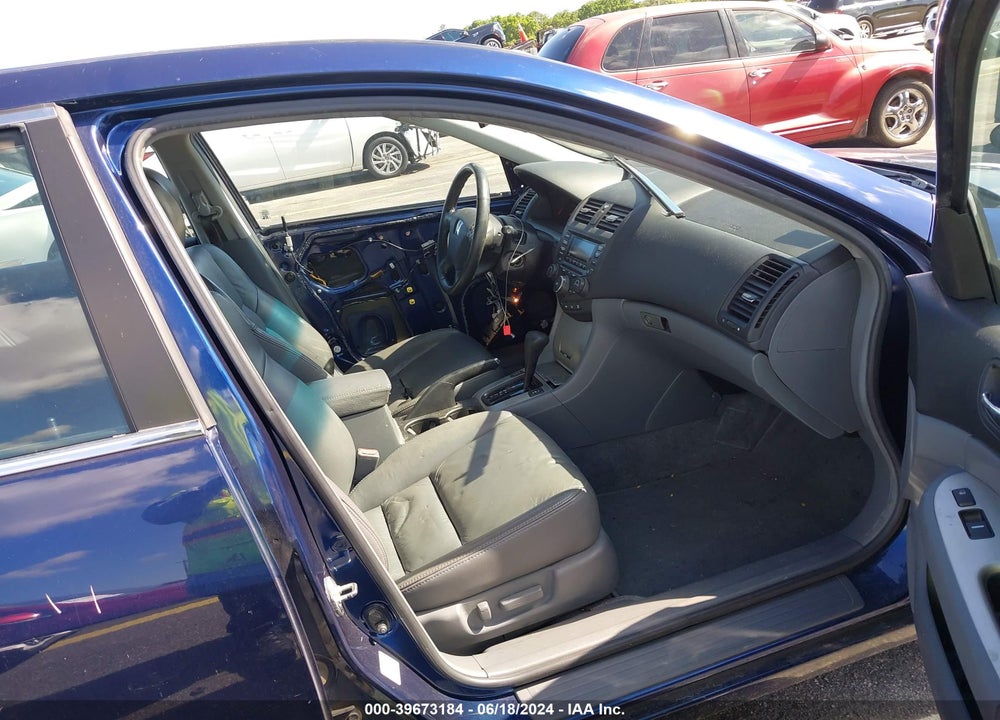 2005 HONDA ACCORD 3.0 EX VIN: 1HGCM66555A038964