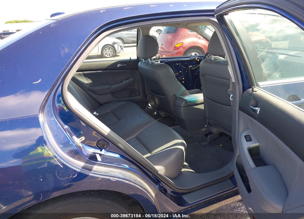 2005 HONDA ACCORD 3.0 EX VIN: 1HGCM66555A038964