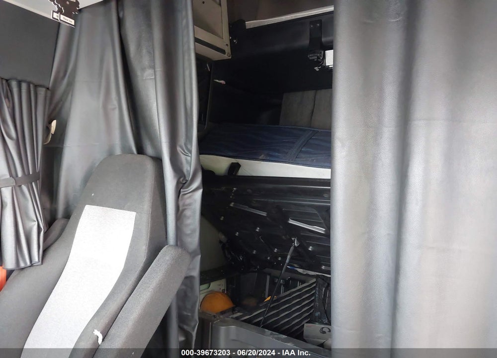 2022 FREIGHTLINER NEW CASCADIA 126 VIN: 3AKJHHDR4NSMX8767