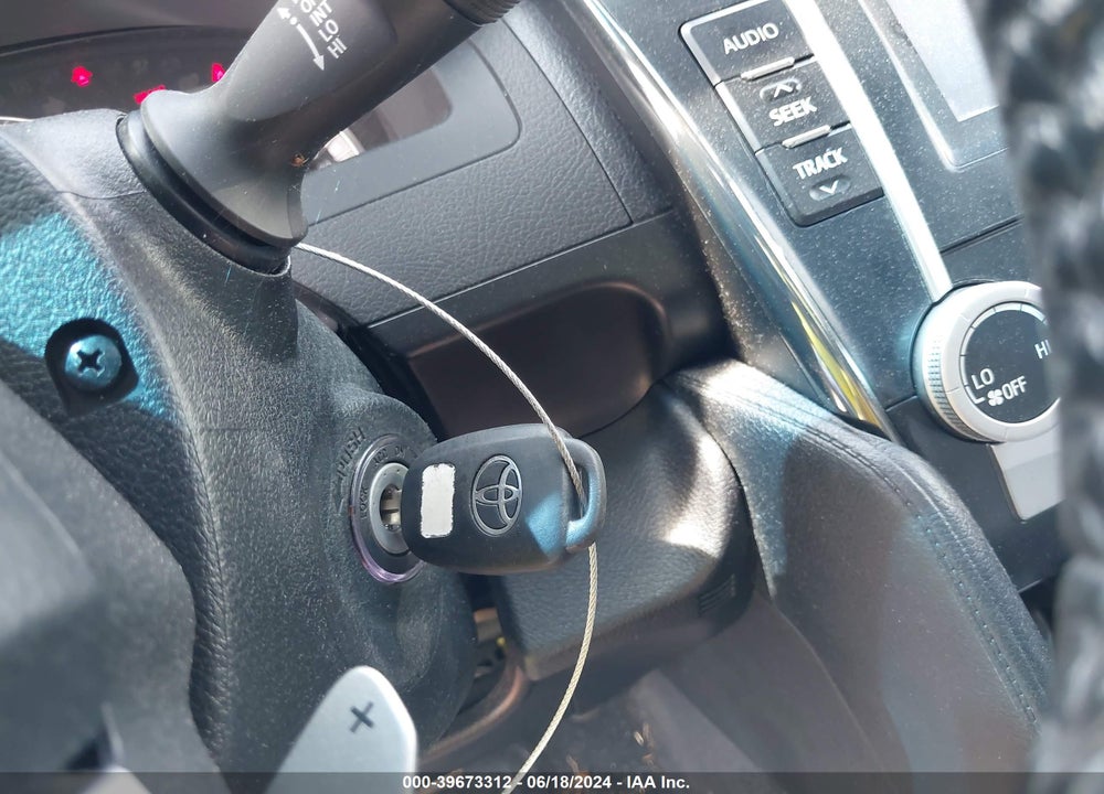 2012 TOYOTA CAMRY SE VIN: 4T1BF1FK7CU056239